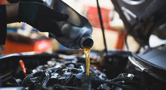 تعویض روغن ماشین