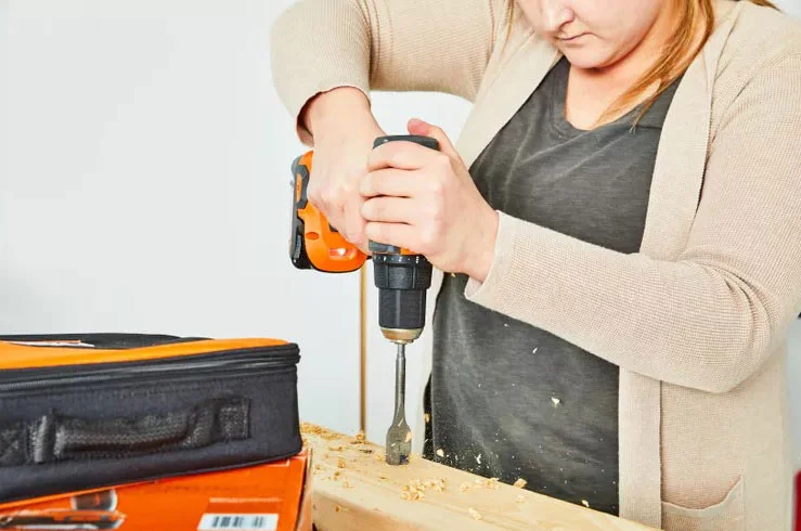 کار با دریل شارژی